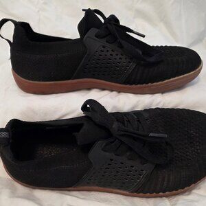 HOBIBEAR Wide Minimalist Barefoot Shoes - Size 8.5